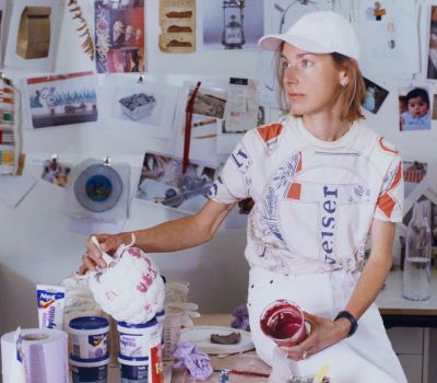 Vai alla pagina Magali Reus. Off Script